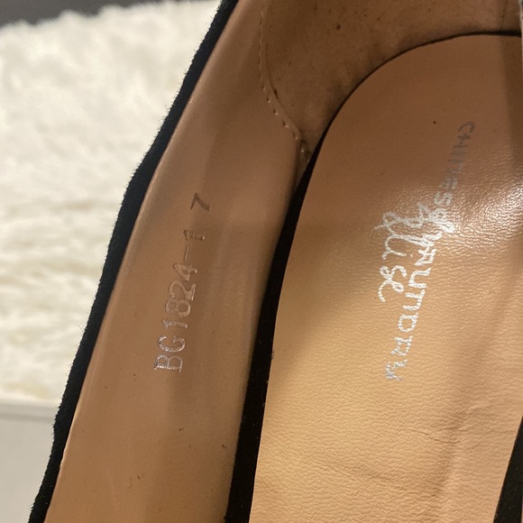 Chinese Laundry Elise Suede Black Crystal Wedge in US 7.0 EUR 37.5 - Picture 14 of 14